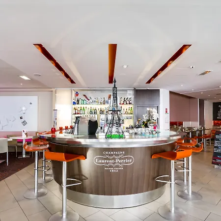 Novotel Centre Gare Montparnasse Paryż