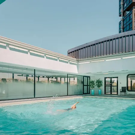 Novotel Centre Gare Montparnasse Hotel 4*