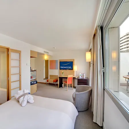 Novotel Centre Gare Montparnasse 4* Paříž