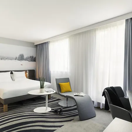 Novotel Centre Gare Montparnasse 4*