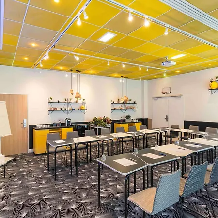 Novotel Centre Gare Montparnasse Hotel 4*