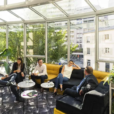 Novotel Centre Gare Montparnasse Hotel 4*