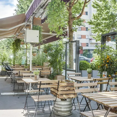 Novotel Centre Gare Montparnasse Hotel