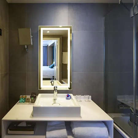 Hotel Novotel Centre Gare Montparnasse