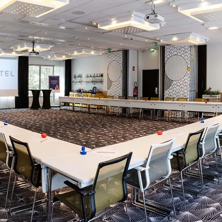 Novotel Centre Gare Montparnasse Hotell 4*