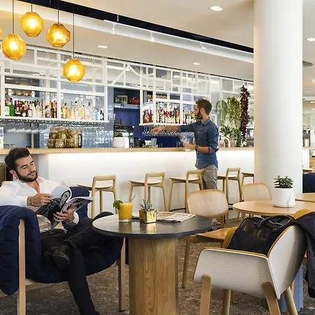 Hotel Novotel Centre Gare Montparnasse 4*