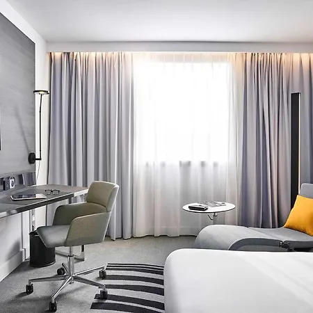Novotel Centre Gare Montparnasse 4* Paris