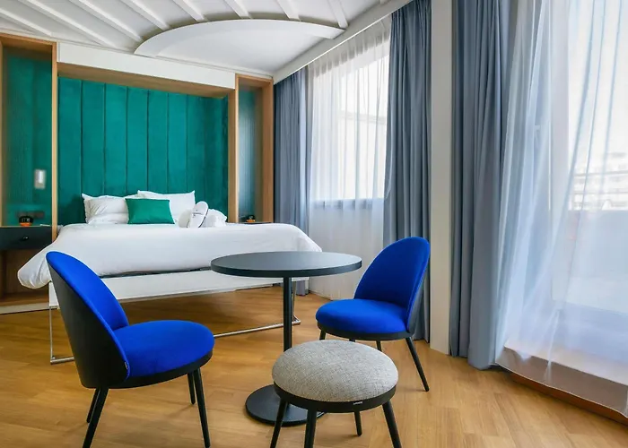 Novotel Centre Gare Montparnasse 4* Paris