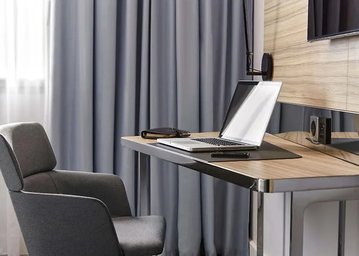 Novotel Centre Gare Montparnasse Hotel 4*