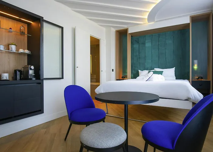 Novotel Centre Gare Montparnasse 4* Paris
