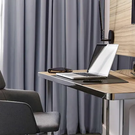 Szálloda Novotel Centre Gare Montparnasse 4*