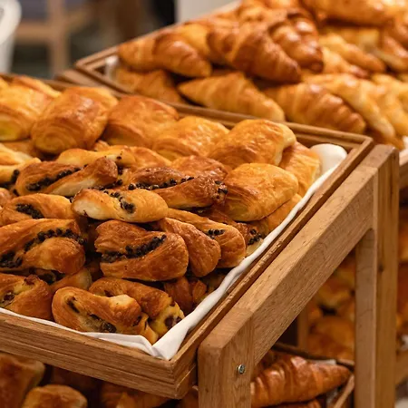 Novotel Centre Gare Montparnasse 4* Párizs