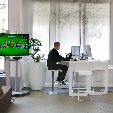 Hotel Novotel Centre Gare Montparnasse