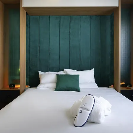 Novotel Centre Gare Montparnasse Hotel 4*