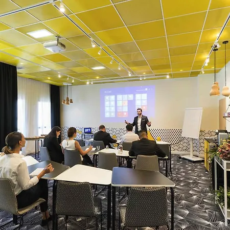 Novotel Centre Gare Montparnasse Paris